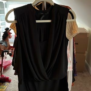 BCBG top